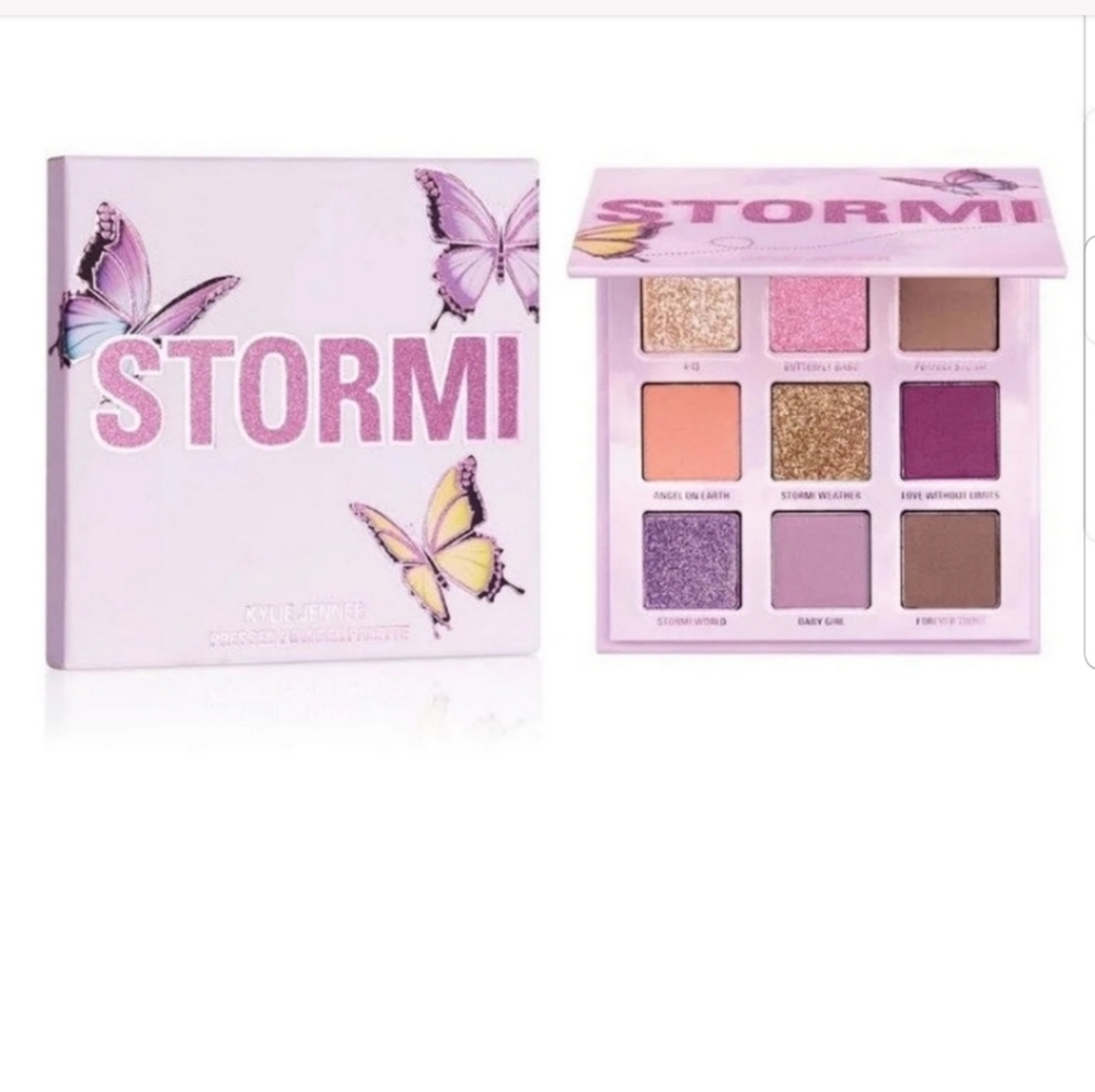 🦋🦋Kylie stormi eye pallete 🦋🦋